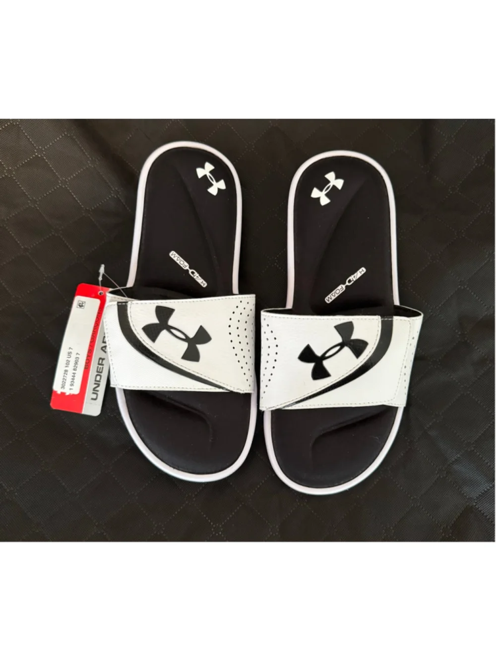 Boys Under Armour Ignite VI SL Sandals Black White Size 7